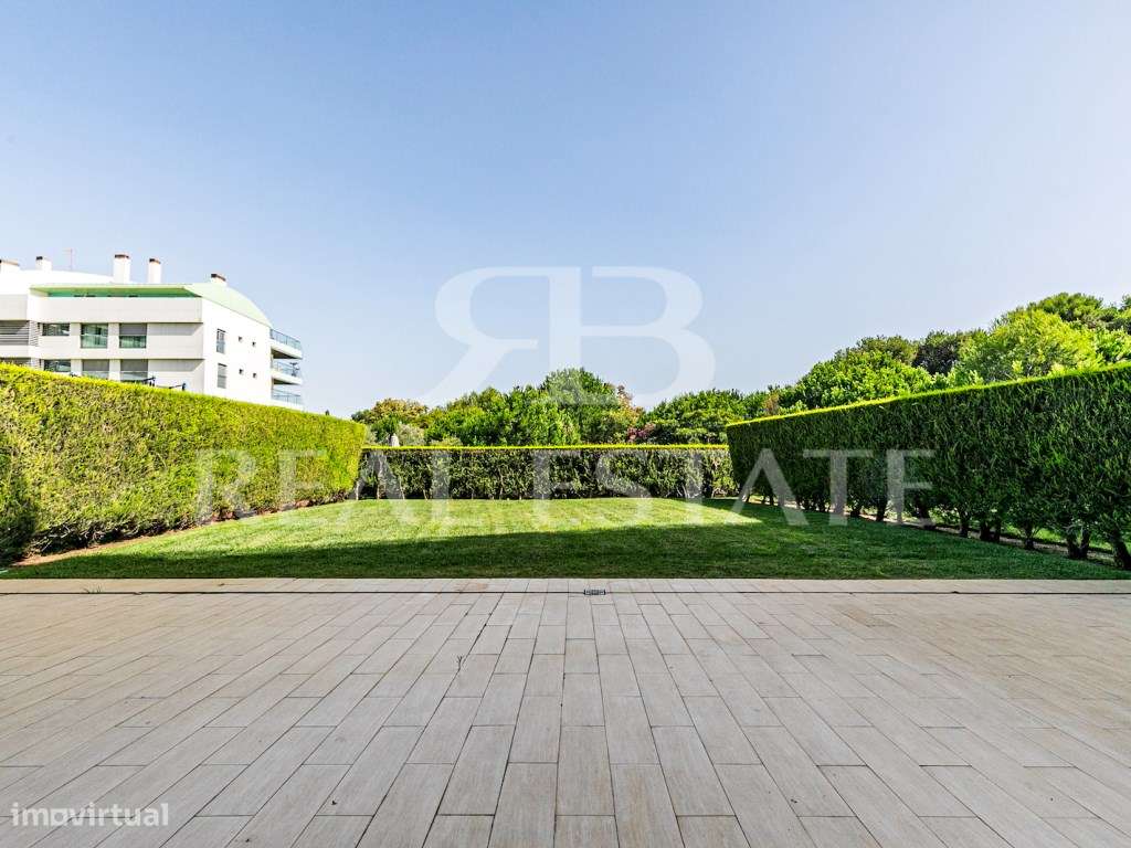 T2 no condominio SCALA Cascais | Jardim privado e jardim do condomí...-24