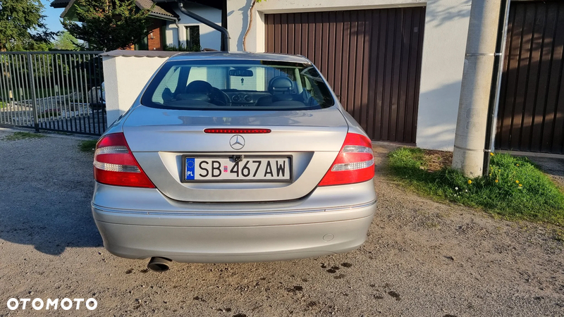 Mercedes-Benz CLK 240 Avantgarde - 2