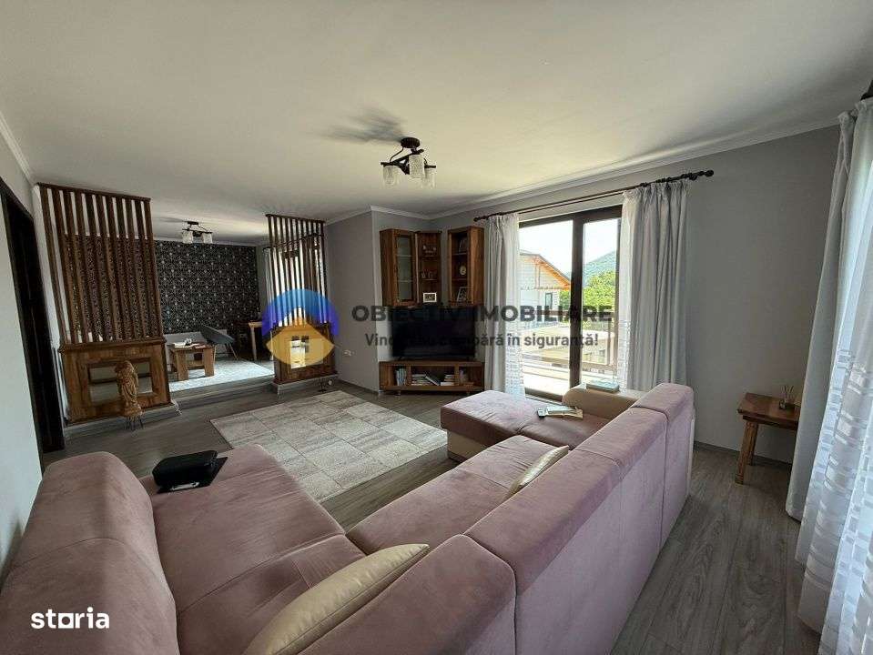 Casa proiectata cu bun gust – Piatra Neamt, Str Petru Movila - Imagine principală: 4/19