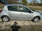 Renault Clio - 1