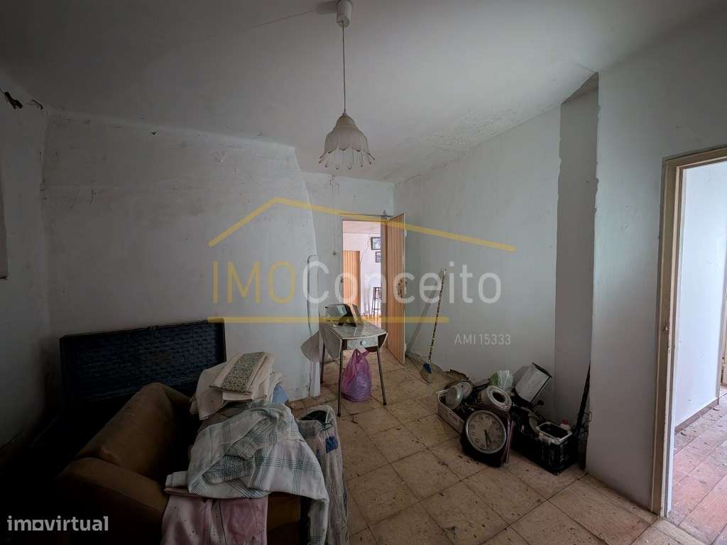 Casa tradicional para renovar - Rexaldia - TORRES NOVAS-23