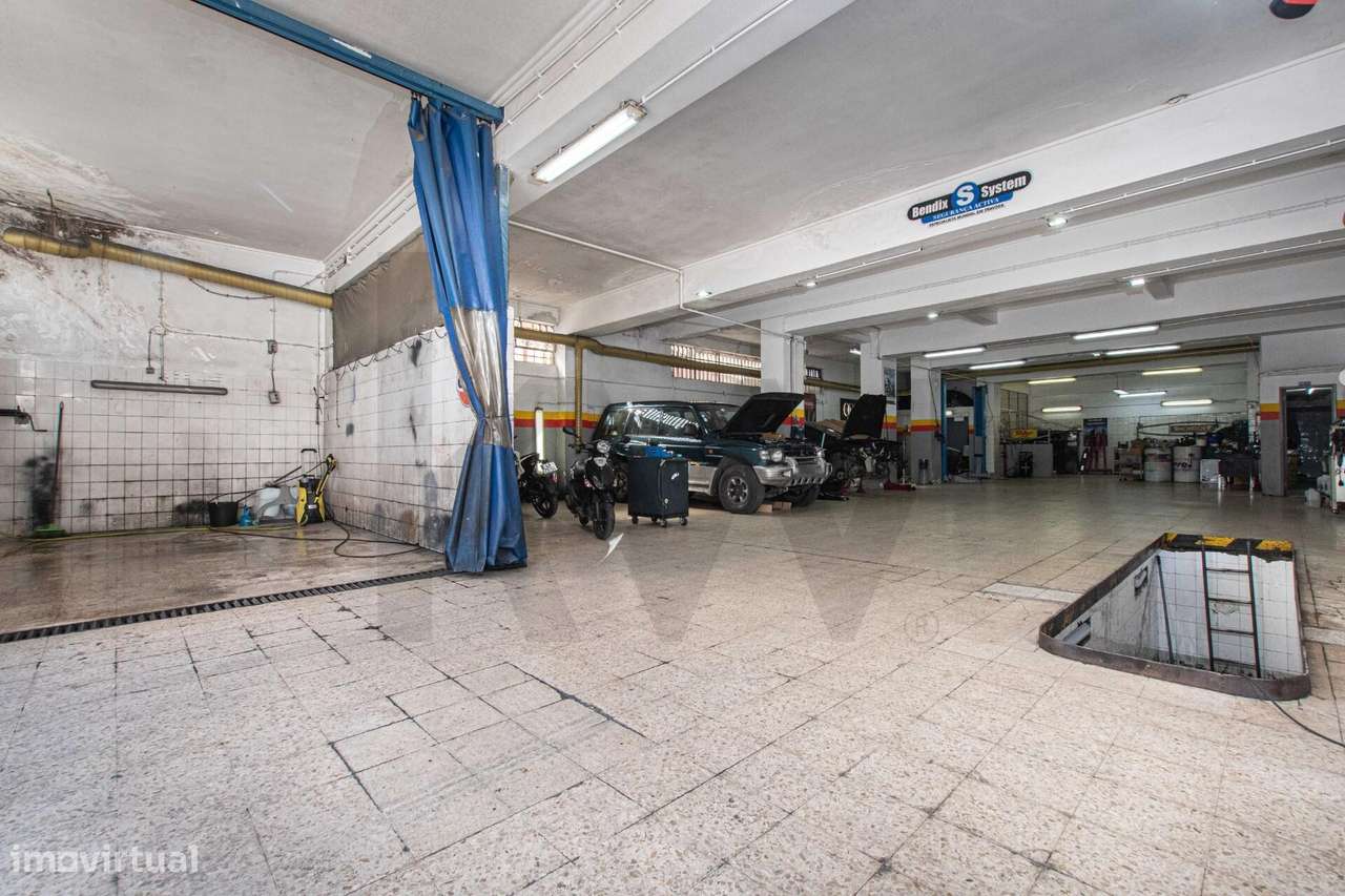 Armazém com rendimento e potencial estratégico em Odivelas – 588 m2 - Grande imagem: 3/14