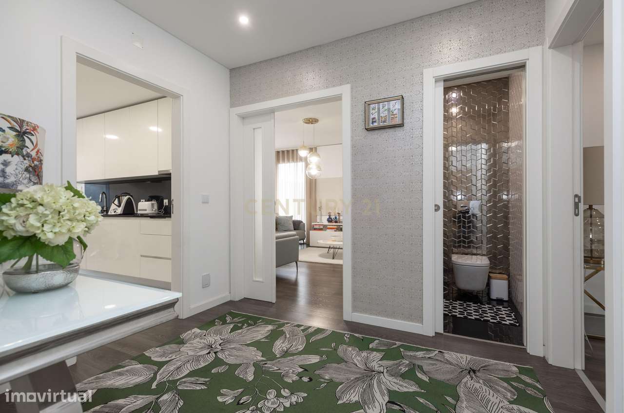 T2 com 2 Suites | Quinta da Boavista | Santo António dos Olivais | Coi-13