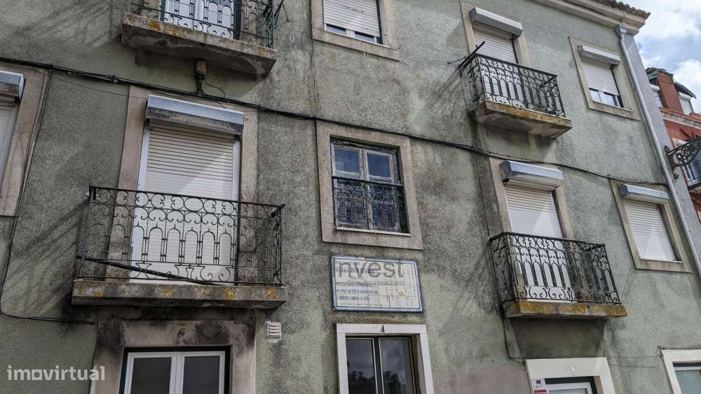 T0 junto à Av. da Liberdade –  Ótima oportunidade de investimento no c-18
