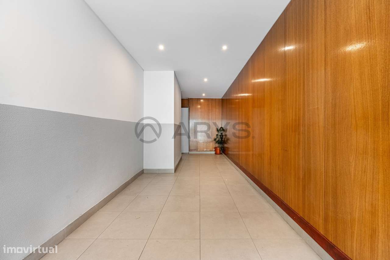 Apartamento T1 em Nogueiró, Braga com Lugar de Garagem-13