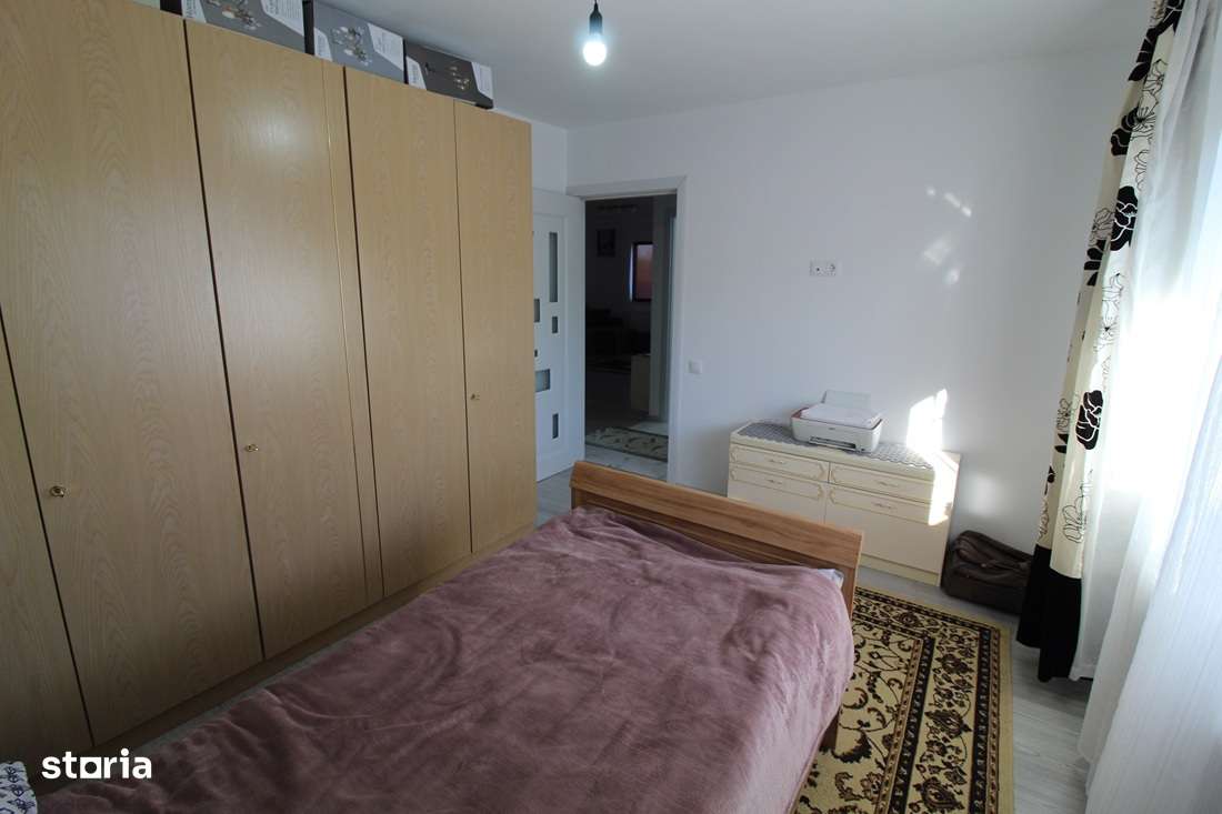 Vând casă parter în Teliucu Inferior, la 6km de Hunedoara, teren 555mp-18