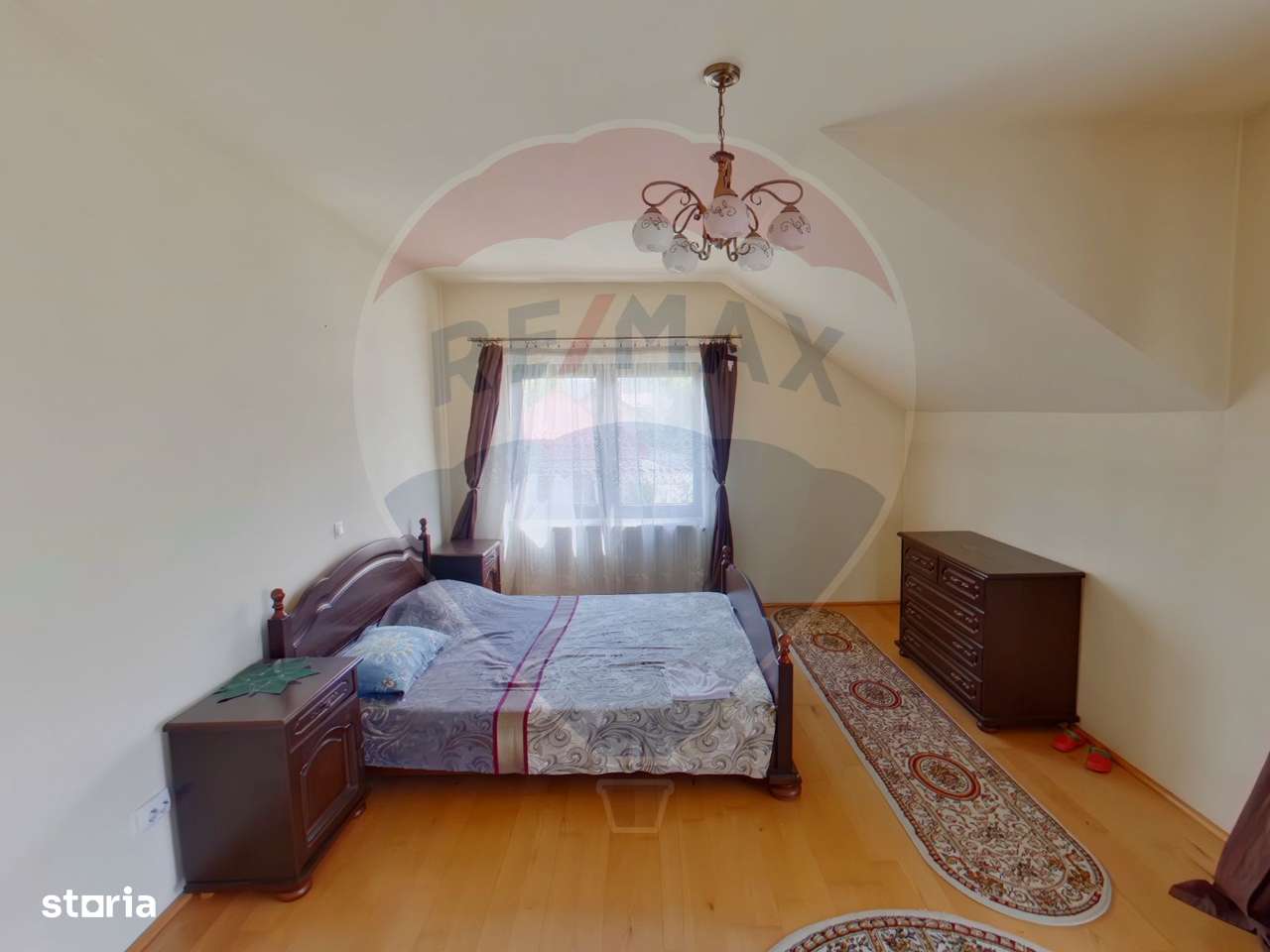 Casă / Vilă cu 5 camere de vânzare în zona Sud-Est - Imagine principală: 5/17