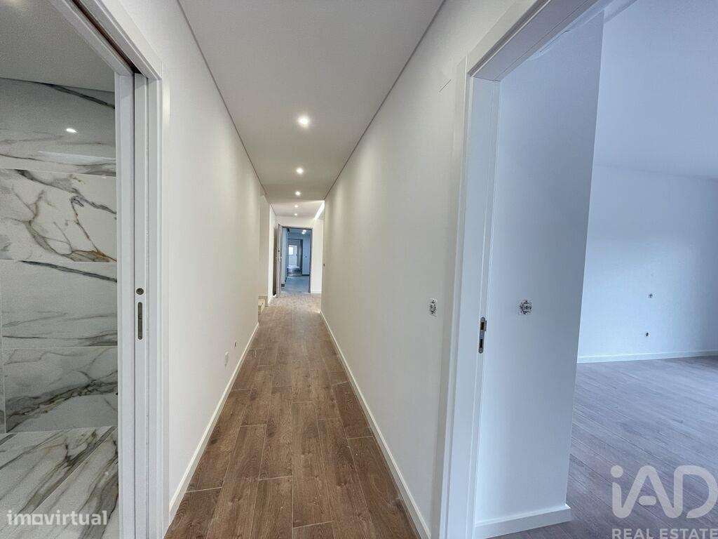 Apartamento T3 Em Nossa Senhora De Fatima De 128 00 M2