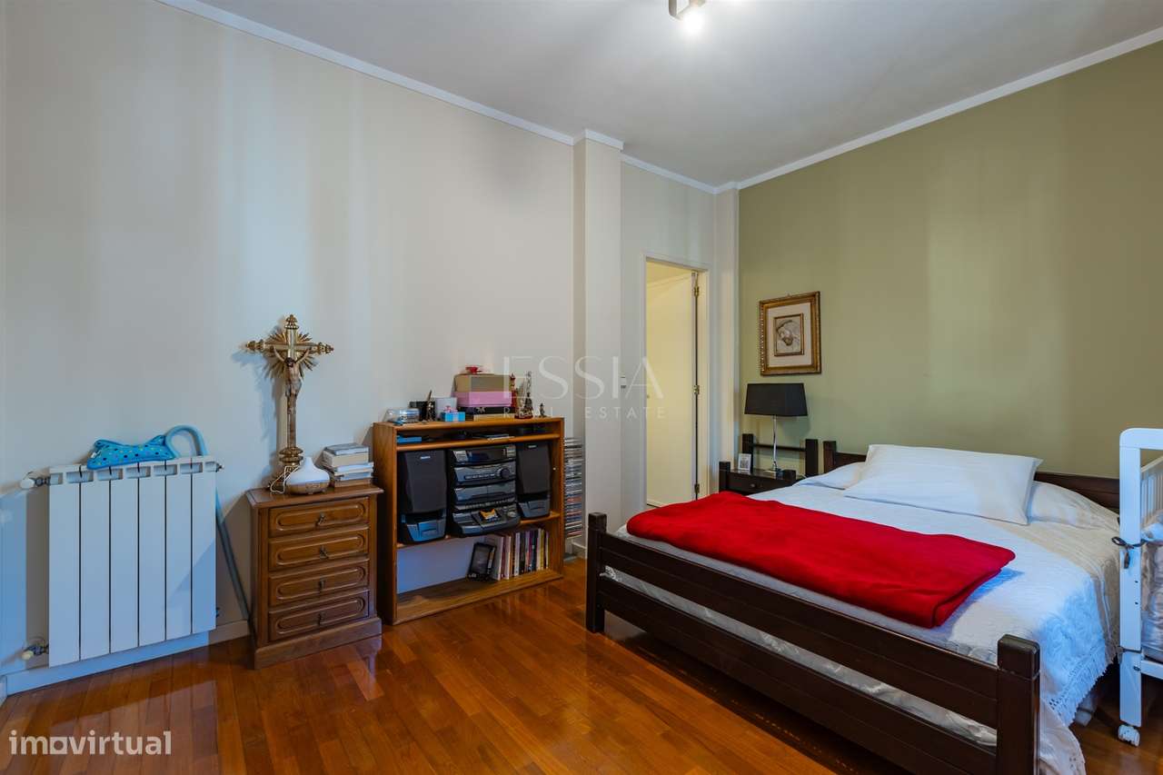 Moradia T4 em Leça da Palmeira | Moradia T4 Porto Matosinhos-14