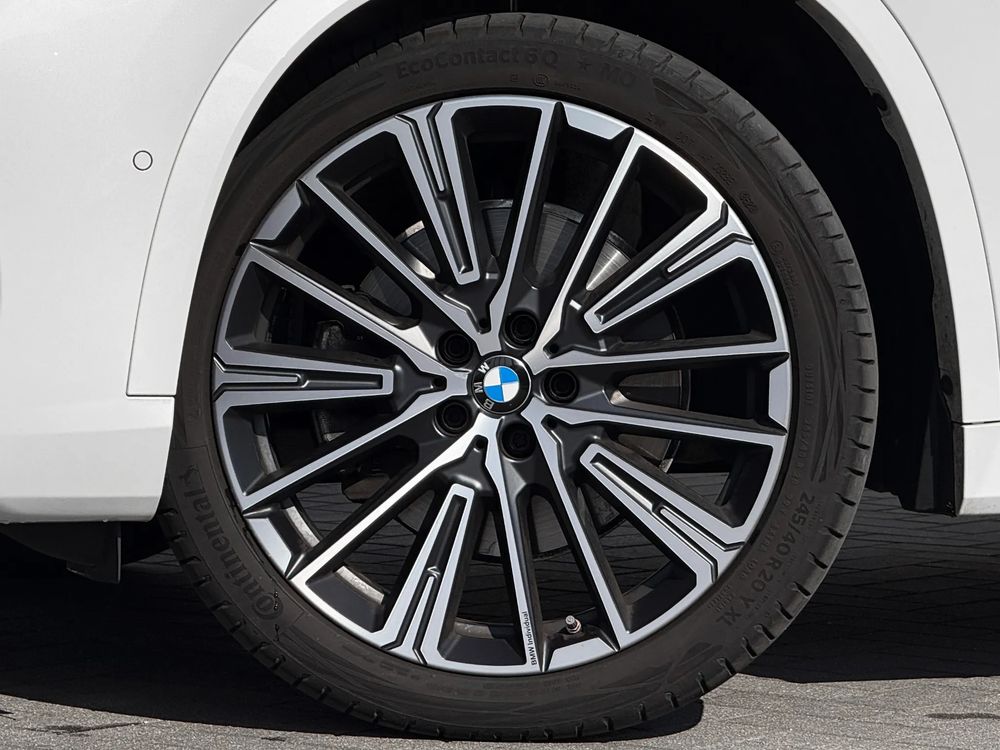 BMW X1 xDrive23d MHEV M Sport 197 KM — zdjęcie 3