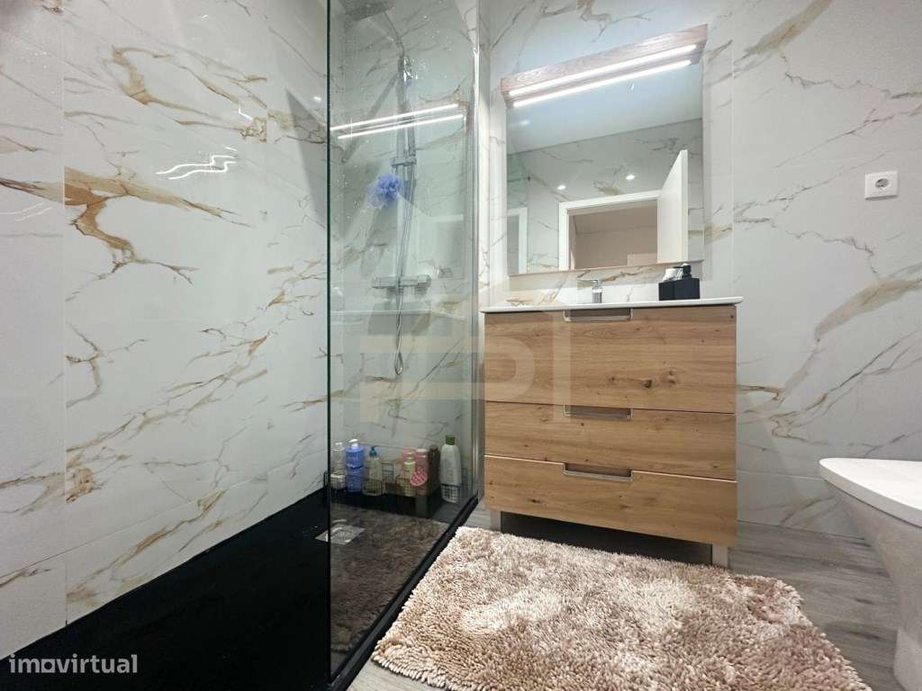 Vende-se T2+1 Renovado em Rio Tinto.-11