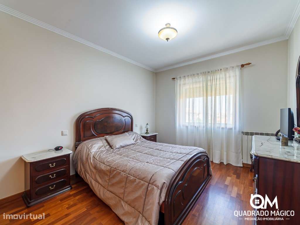 Fantástica Moradia T3 com Jardim, Churrasqueira e Garagem para 2 Ca...-22