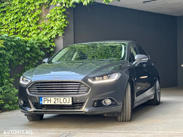 Ford Mondeo 2.0 Hybrid - 1