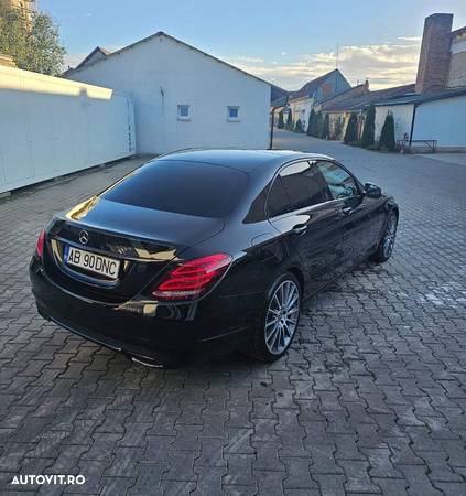 Mercedes-Benz C 250 (BlueTEC) d 4Matic 7G-TRONIC AMG Line - 3