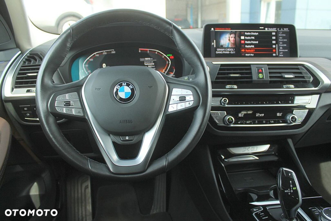 BMW X3 - 18