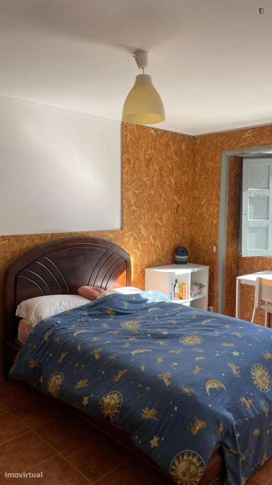 Quarto - localizado em  Coimbra - Grande imagem: 4/10
