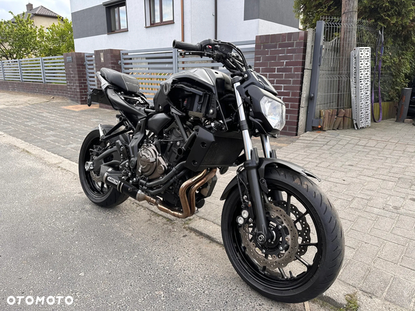 Yamaha MT - 2