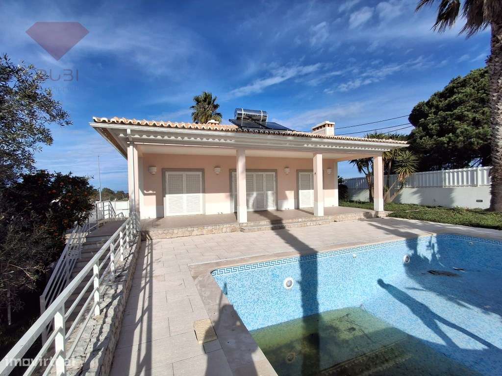 Moradia Exclusiva em Sesimbra-36