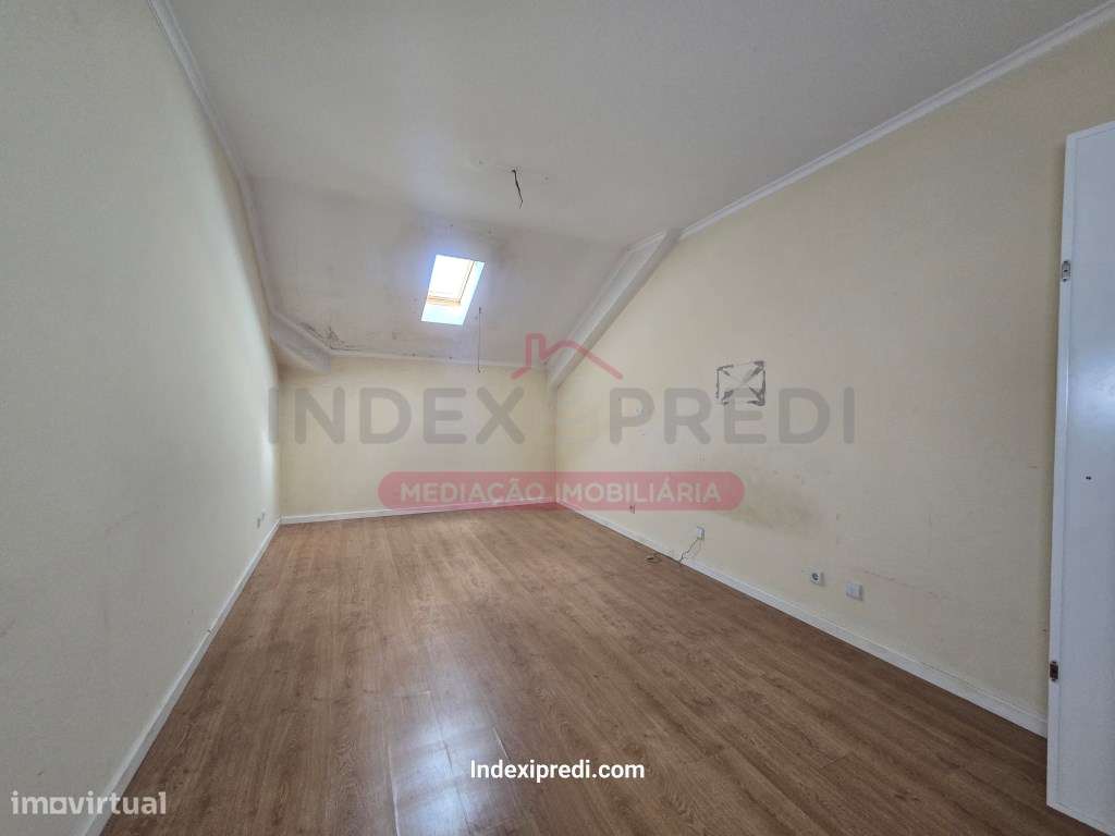 Apartamento T1 + 1- Aradas-9