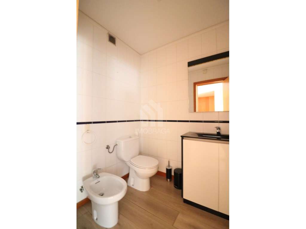 T3 REMODELADO | S. VICENTE, BRAGA | GARAGEM | ELEVADOR | VARANDA-6
