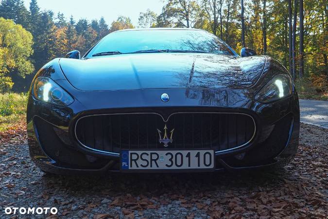 Maserati GranTurismo S Automat - 2