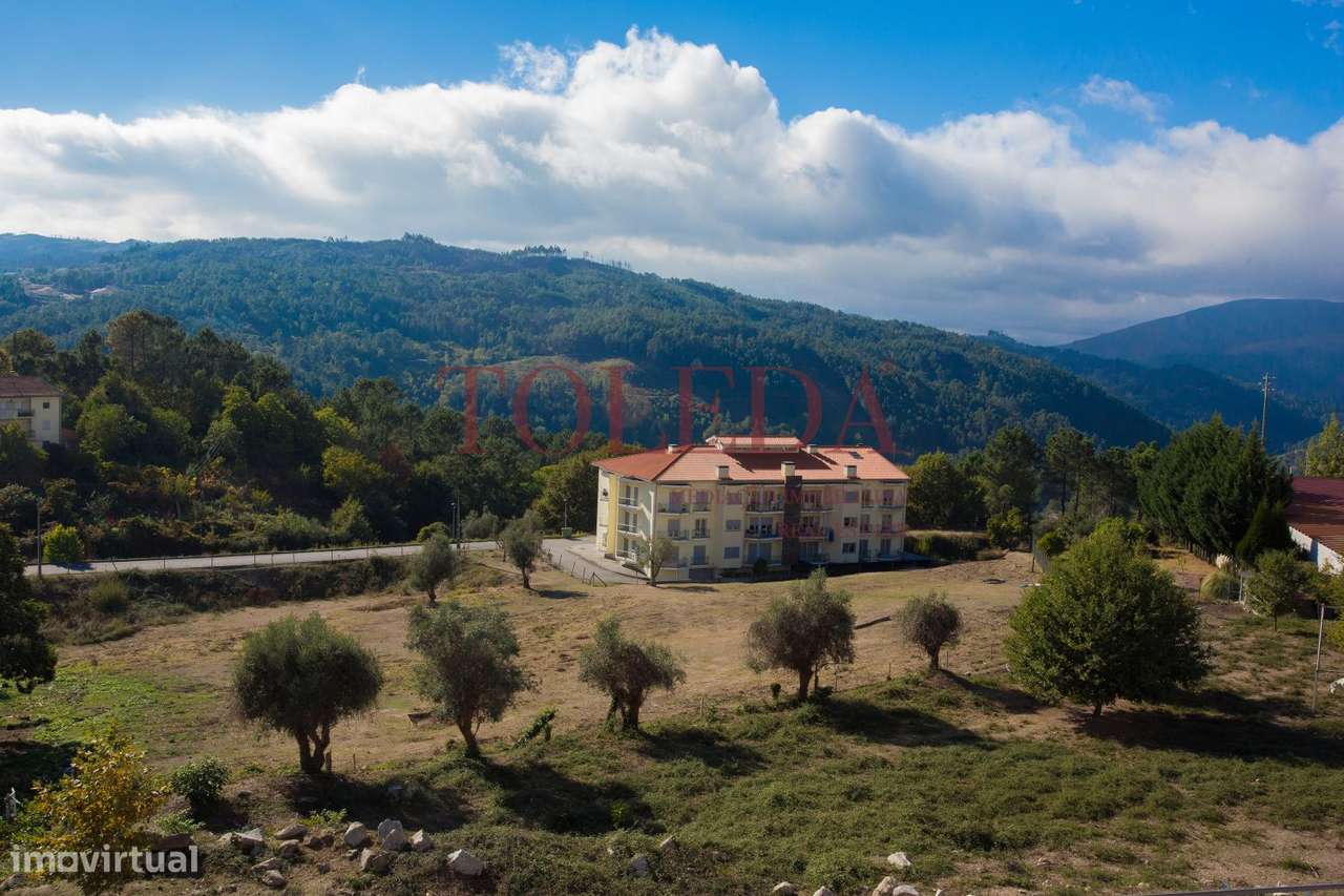 T3 com Lareira, Varanda, Boas áreas-7