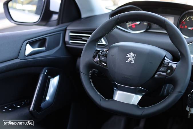 Peugeot 308 1.6 BlueHDi Allure - 37