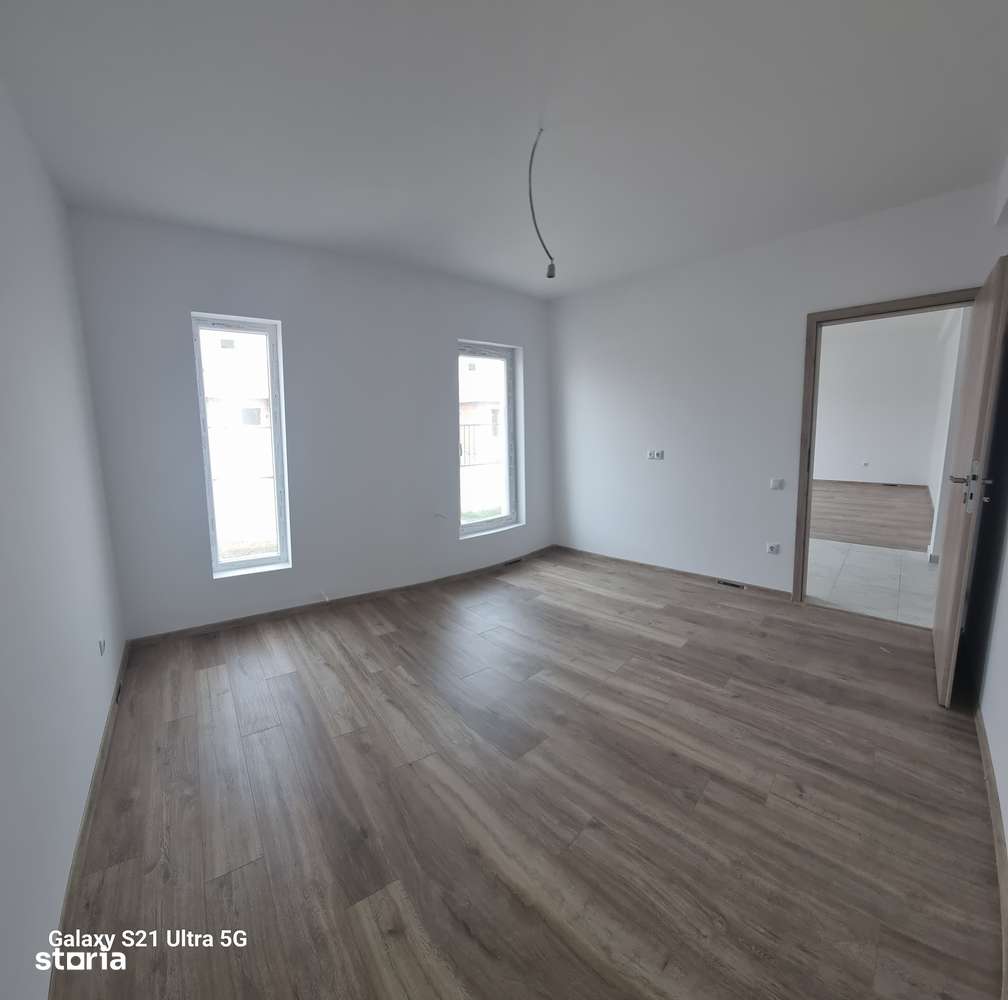 Casa individuala pe parter 3 camere Varteju-5