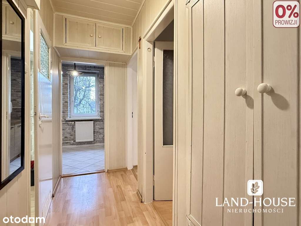 Małe 3-pokojowe mieszkanie w centrum-8