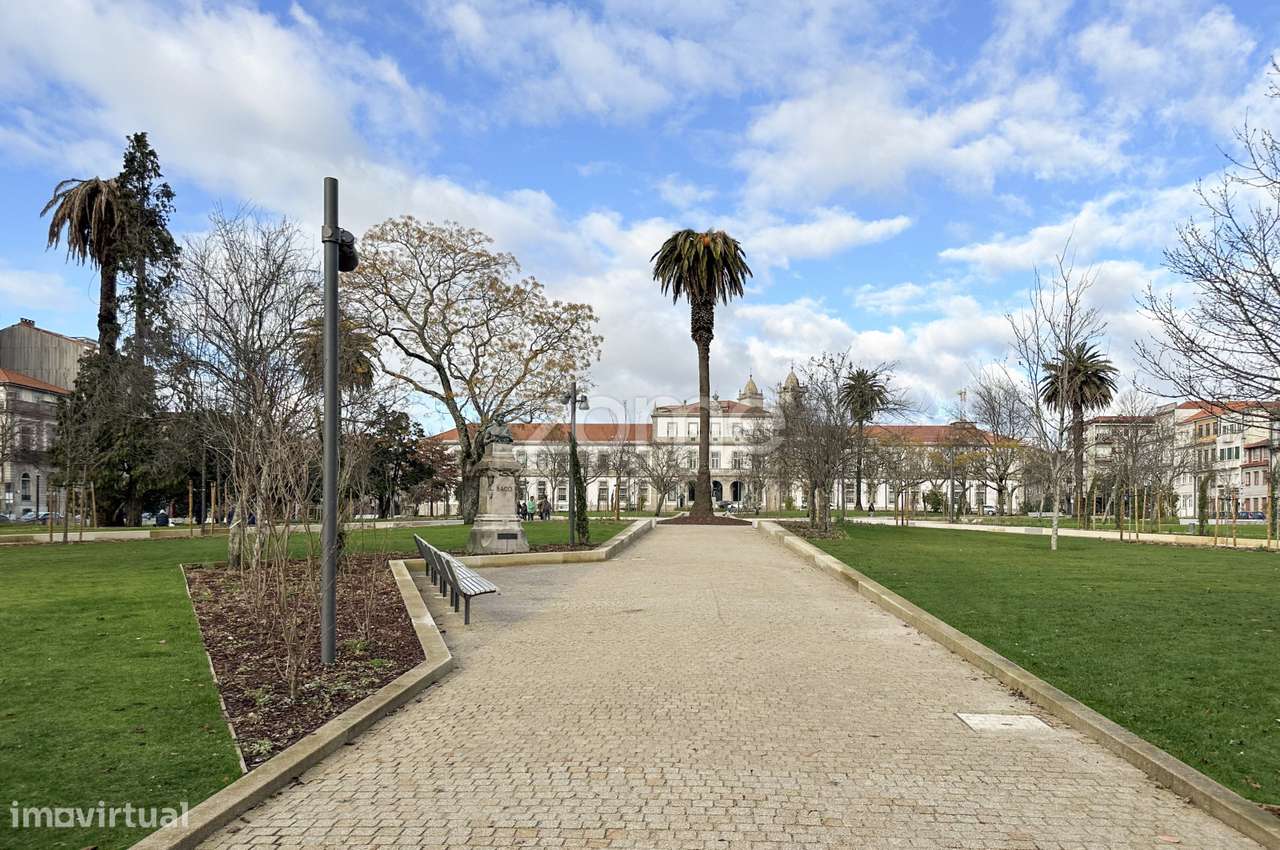 Apartamento T0 | Metro Trindade | Elevador |4º Piso - Grande imagem: 5/24