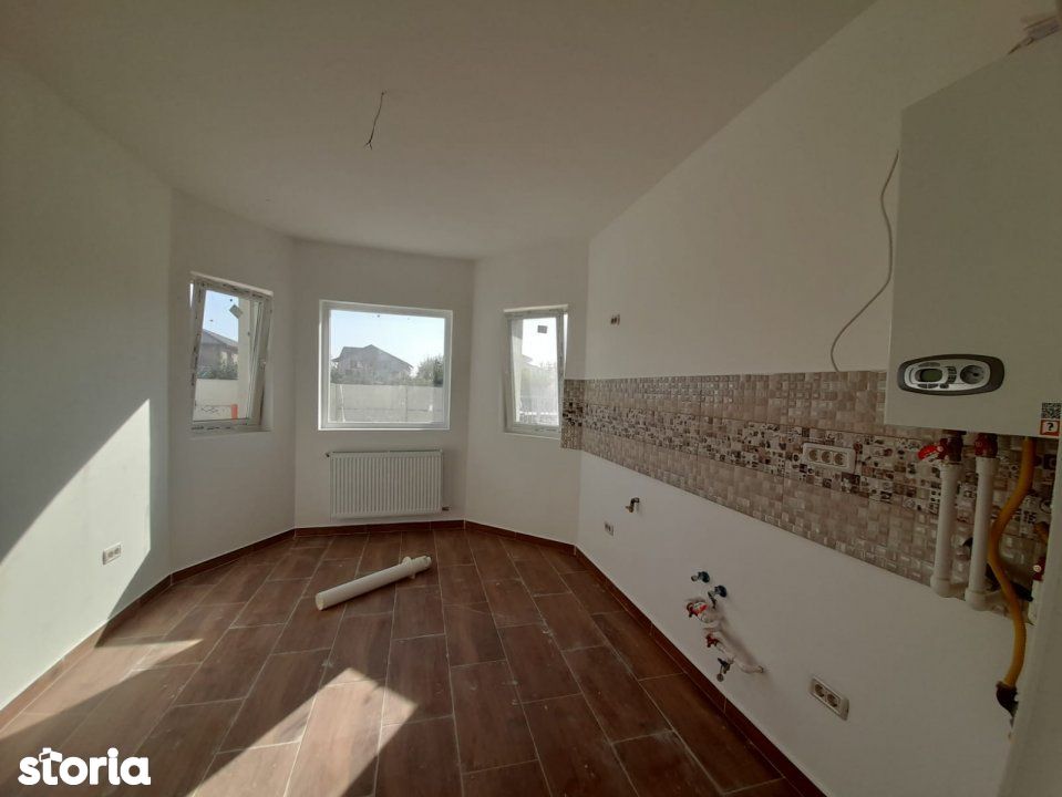 Duplex NOU 4 camere+mansarda - 130000 euro!