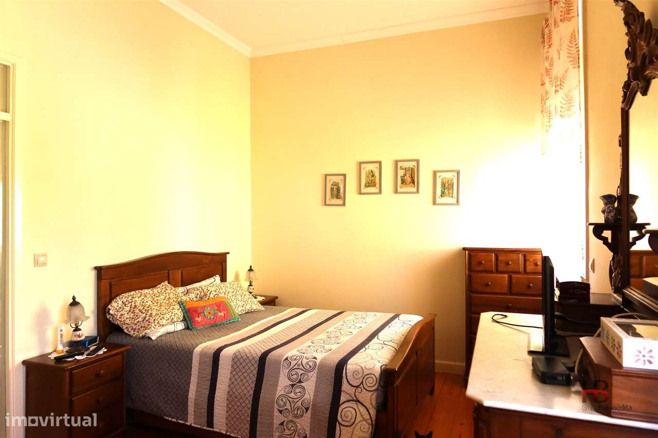 Oportunidade Única: Moradia T3 no Centro de Gondomar-16