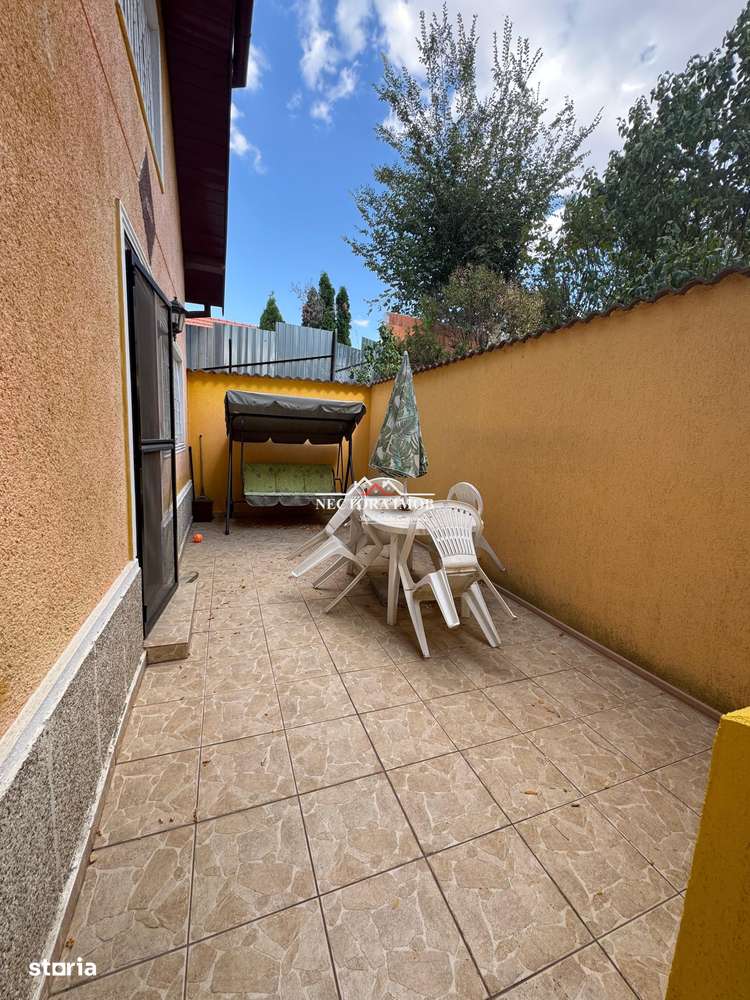 NECTORA IMOB-Casa cu etaj, mobilata, utilata, Episcopia, cu livada-8