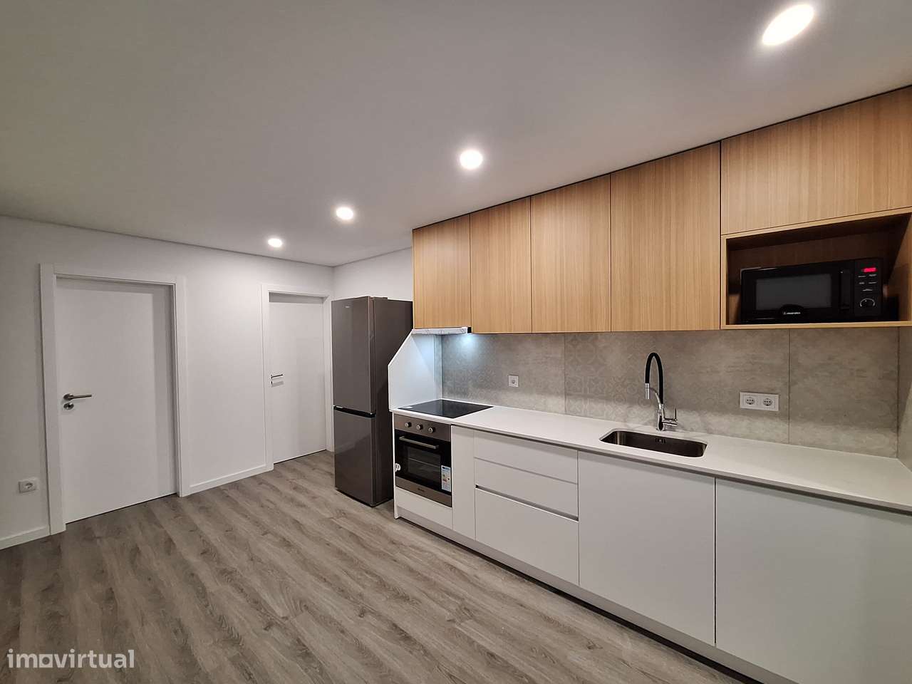 T1+1 Com Cozinha Totalmente Equipada - Viseu - Grande imagem: 2/8