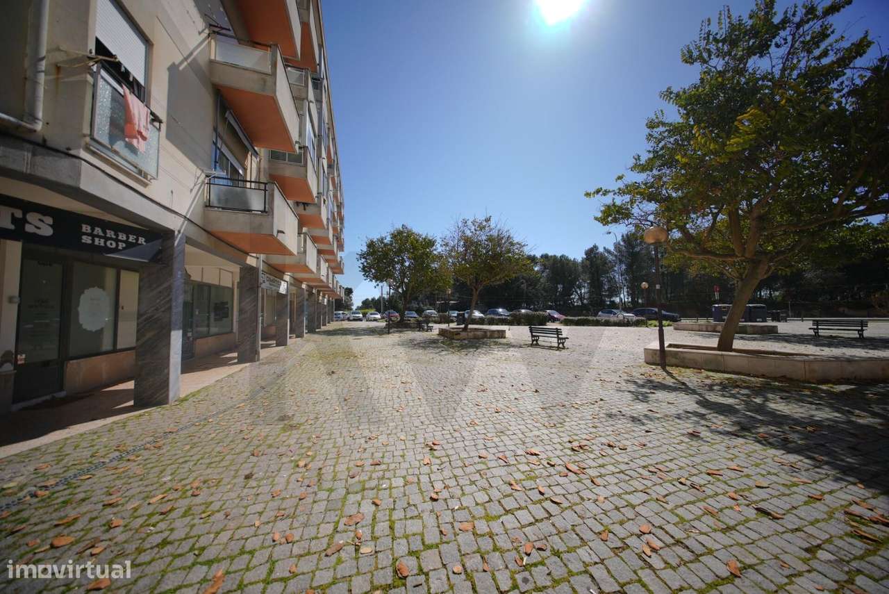 ✨ Loja com excelente localização em Oeiras – oportunidade para o seu n - Grande imagem: 2/14