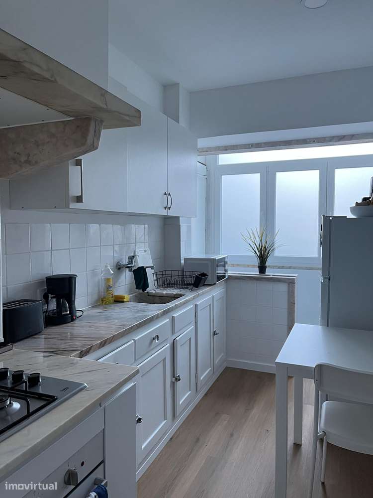 Quarto Apartamento Remodelado (Raparigas) - Grande imagem: 5/6