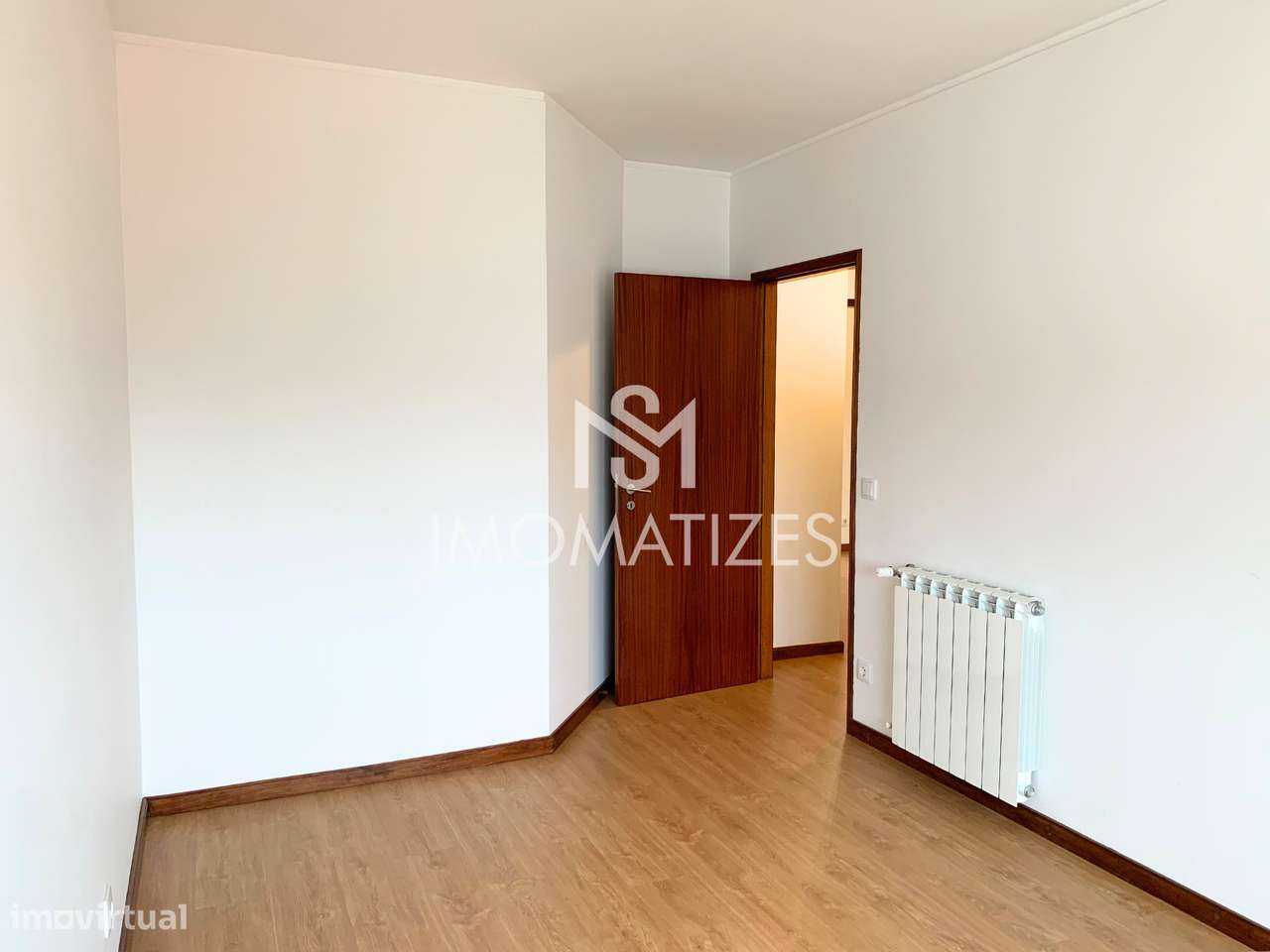 Apartamento T3 com Garagem e Terraço – Ramalde, Porto-25