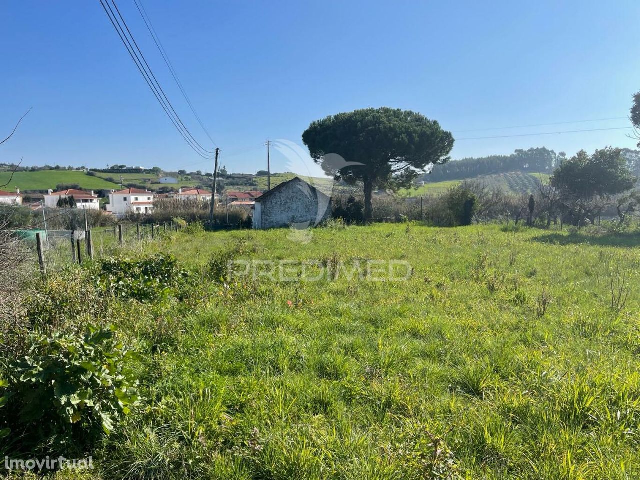 Terreno rústico urbanizável com 1840m2 na Labrugeira (Alenquer)