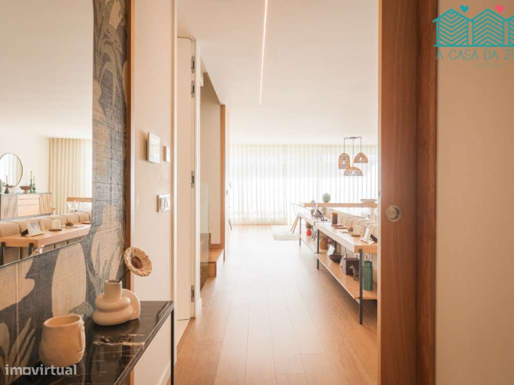 Moradia T5 com Garagem na Praia da Barra - Grande imagem: 5/35