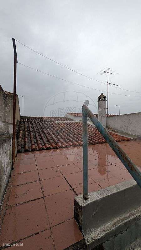 Moradia T1 para venda-24