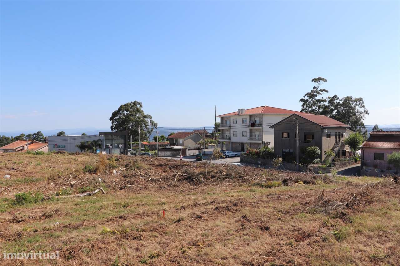 Lote de Terreno  Venda em Lustosa e Barrosas (Santo Estêvão),Lousada - Grande imagem: 5/9
