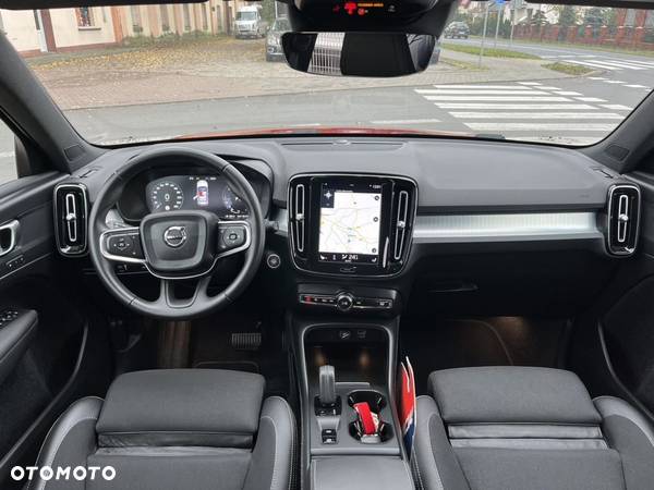 Volvo XC 40 D3 Momentum Pro - 7