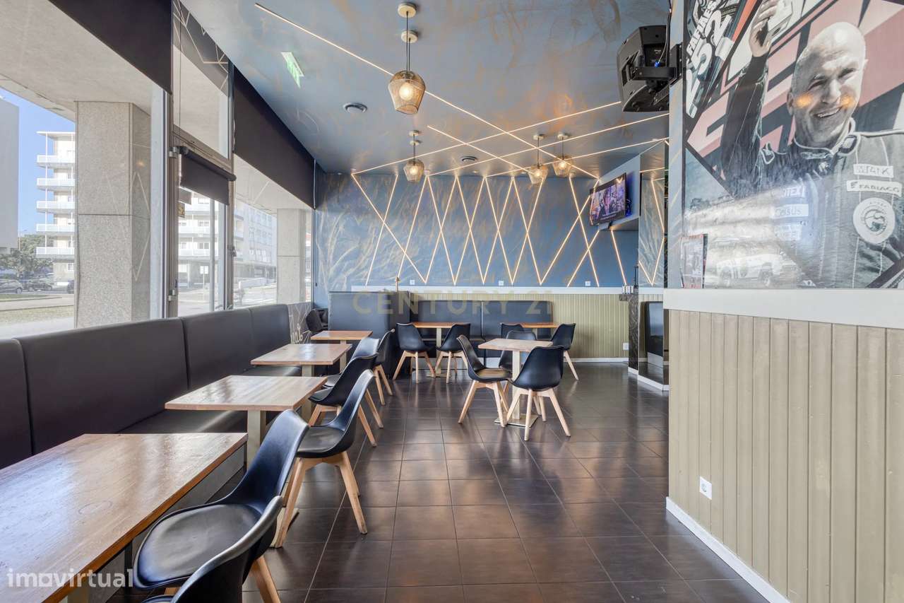 Trespasse de Bar na Zona de Praia de Leça da Palmeira - Grande imagem: 3/20