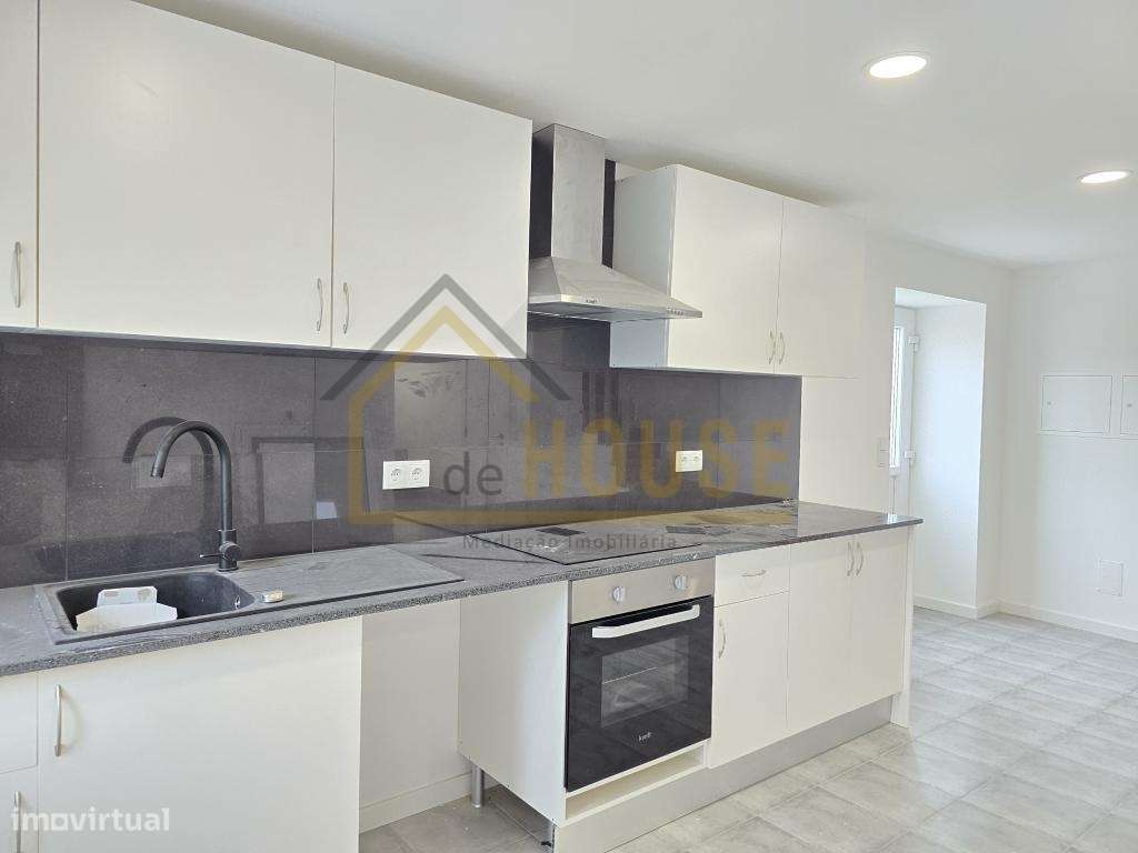 Moradia T3 com espaço exterior - Grande imagem: 5/21