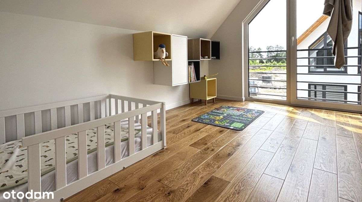 Nowoczesny, wolno stojący dom w Jantarze.-14