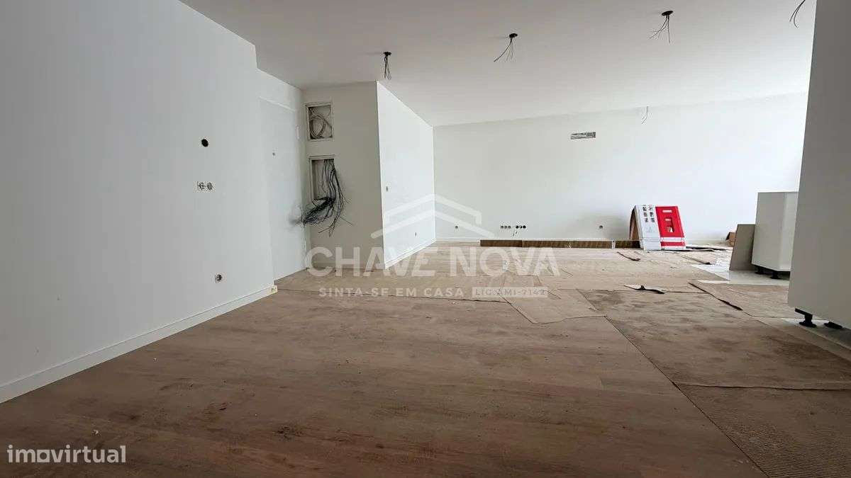 T3 Novo c/ 2 Lugares de Garagem na Maia-20