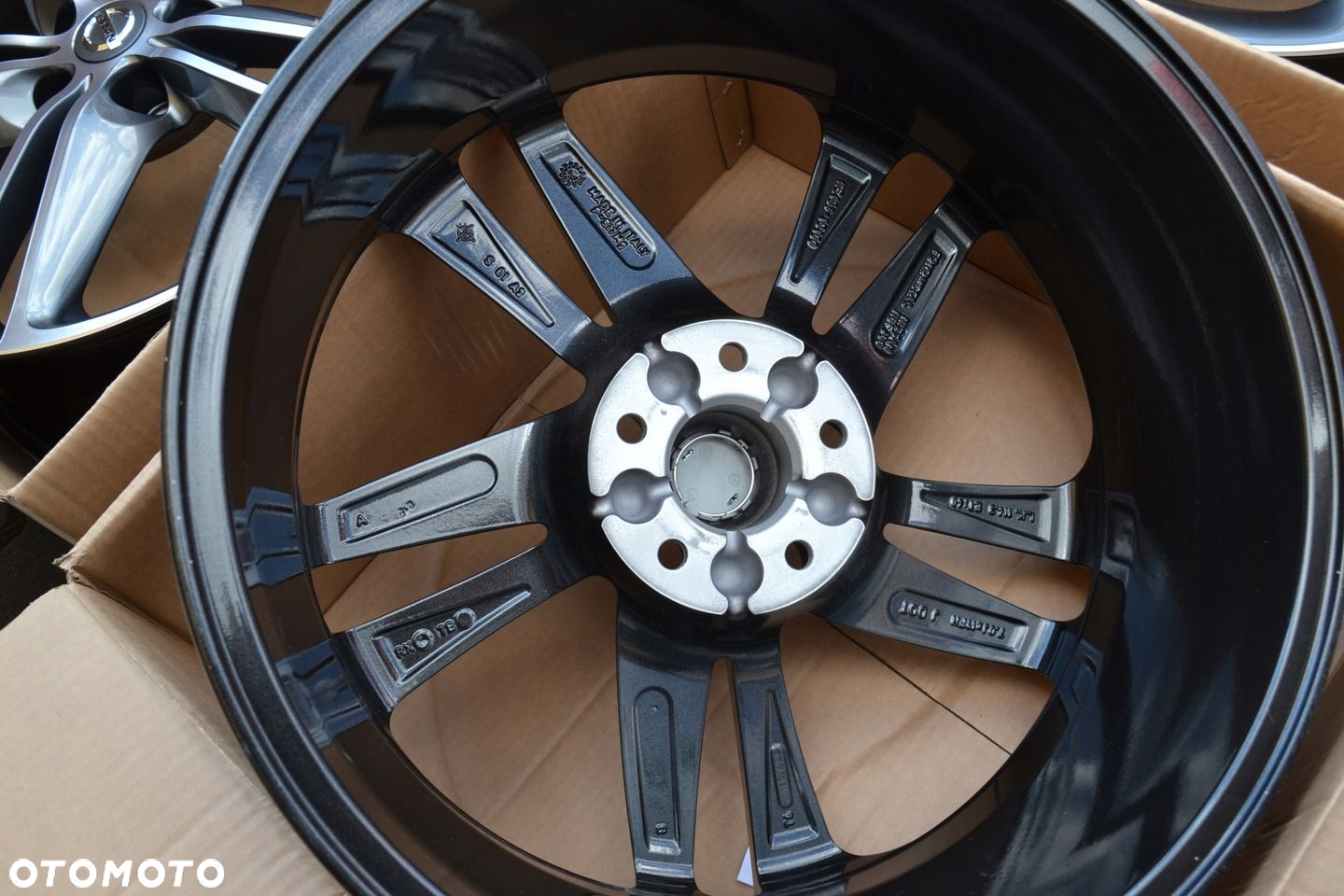 Felgi 19" 5x114,3 NOWE ORYGINAŁ NISSAN QASHQAI J11 J12 - 12