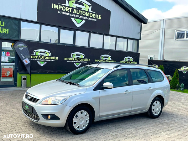 Ford Focus 1.6 16V Ambiente - 11