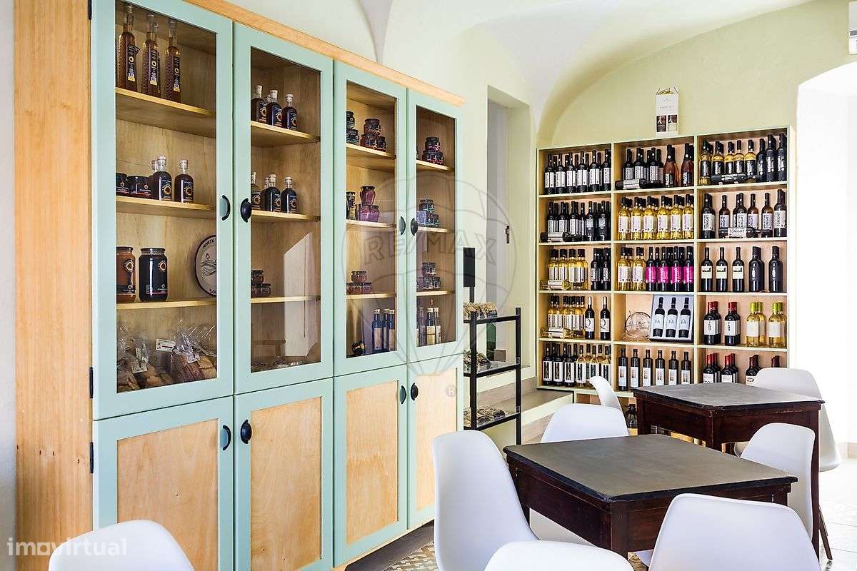 Moradia T12 para venda - Grande imagem: 4/14