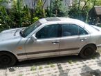 Dezmembrari  Mercedes-Benz E-CLASS (W210)  1995  > 2003 E 200 (210.03 - 1